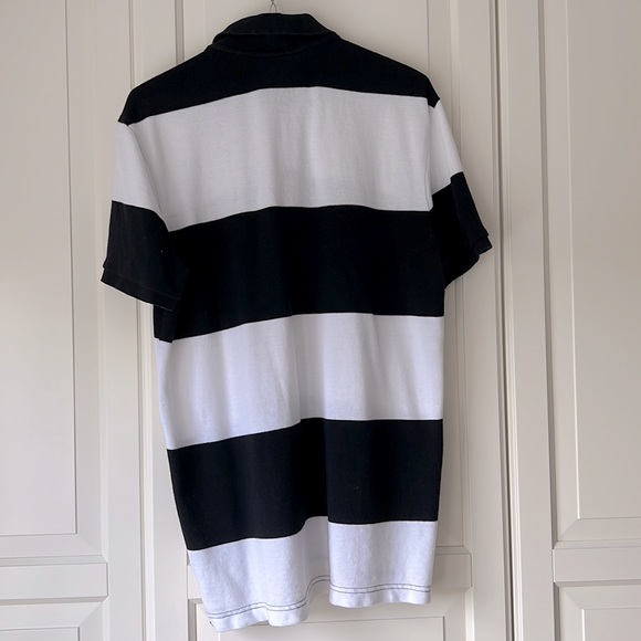 GAP Men’s Polo. Size Medium. 100% cotton. Black and White Striped. Great cond. - Picture 4 of 4